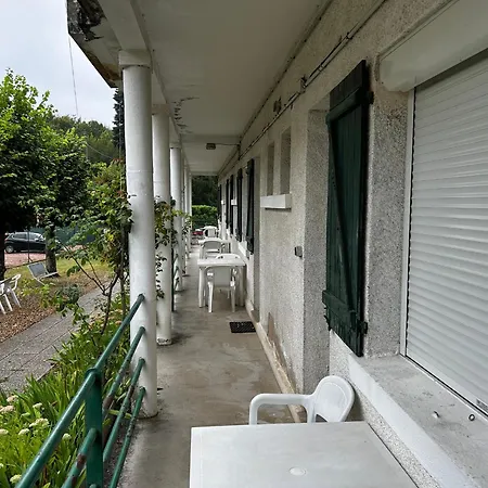 Entre Centre-ville Et Thermes Avec Jardin Et Wifi - Fr-1-541-116 アパート *